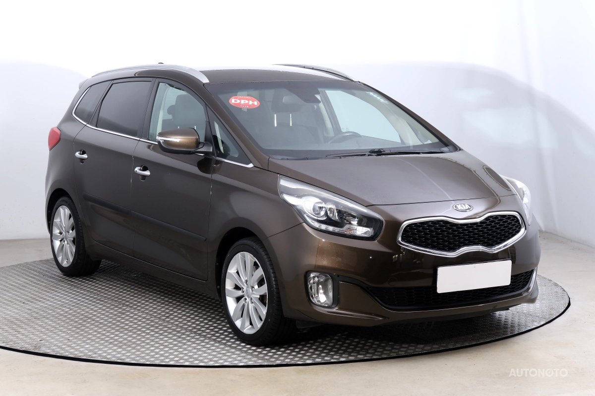 Kia Carens, 2015 - celkový pohled