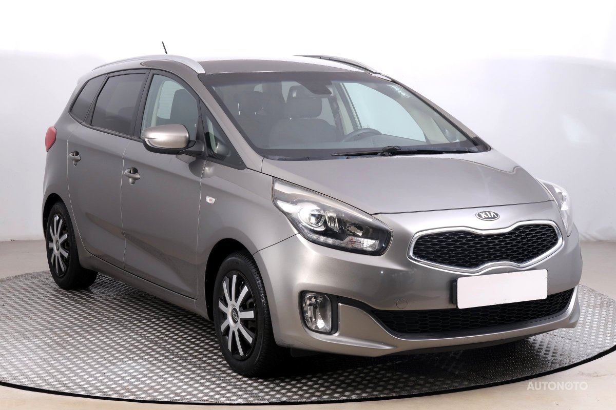 Kia Carens, 2013 - celkový pohled