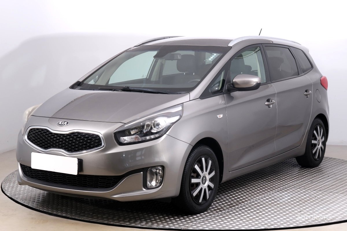 Kia Carens, 2013 - pohled č. 3