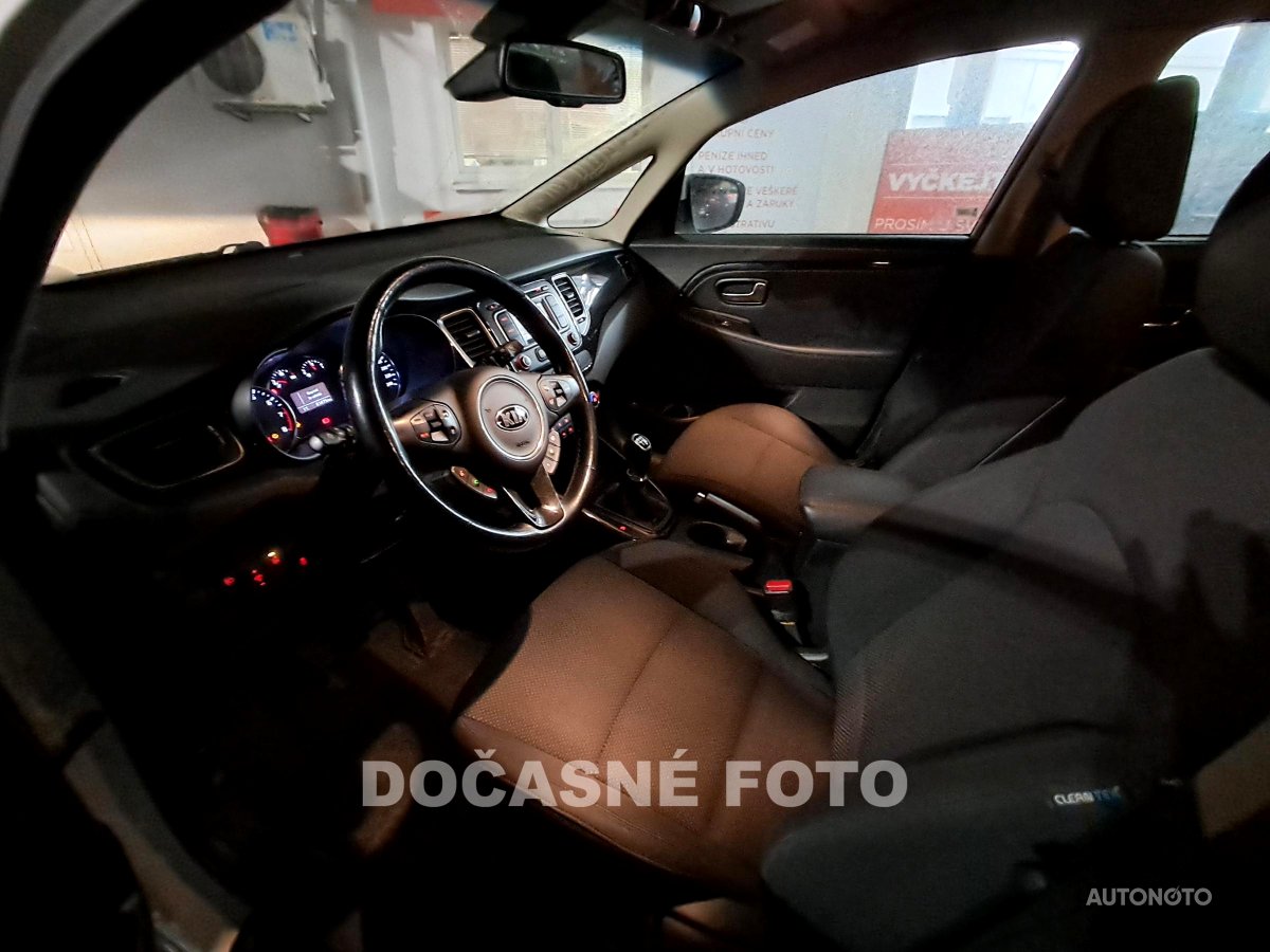 Kia Carens, 2014 - pohled č. 3