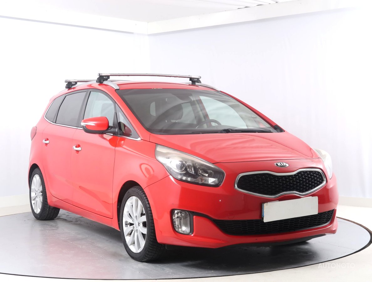 Kia Carens, 2015 - celkový pohled