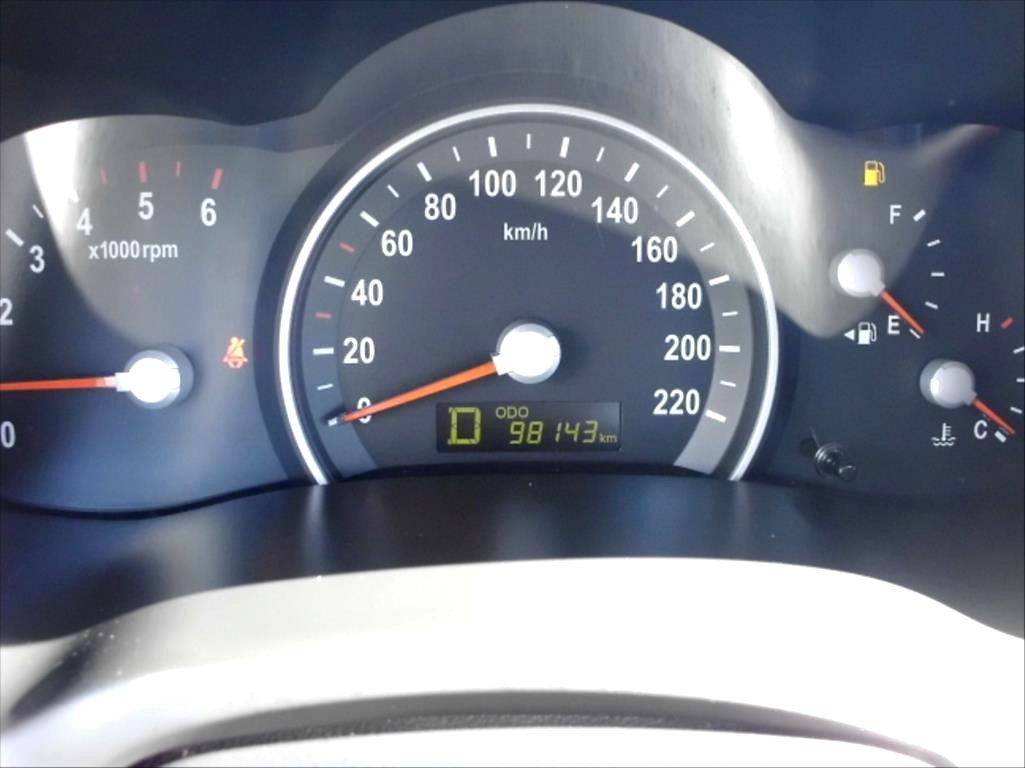 Kia Carnival, 2011 - pohled č. 10