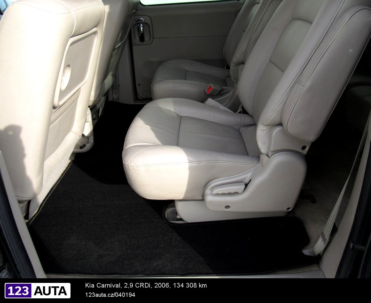 Kia Carnival, 2006 - pohled č. 15