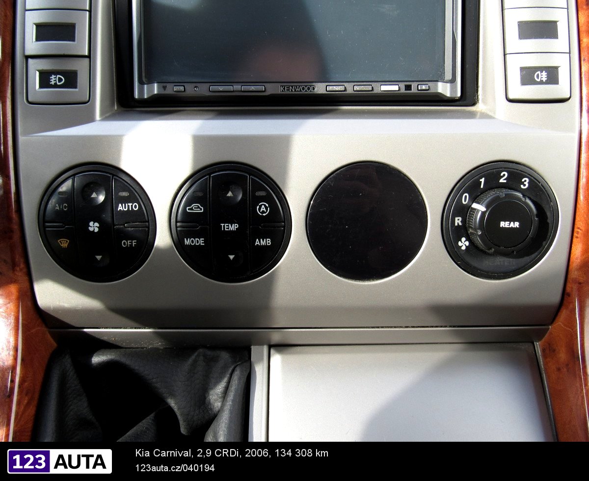 Kia Carnival, 2006 - pohled č. 18