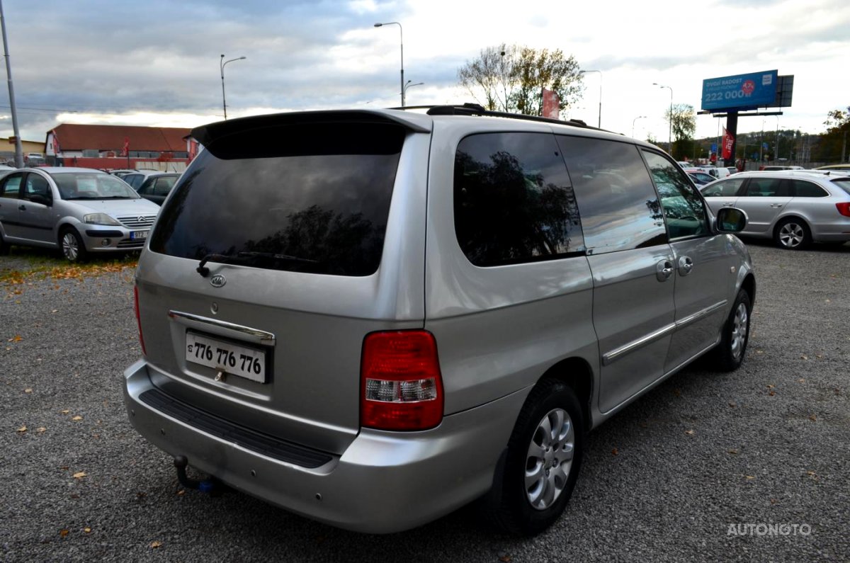 Kia Carnival, 2004 - pohled č. 3