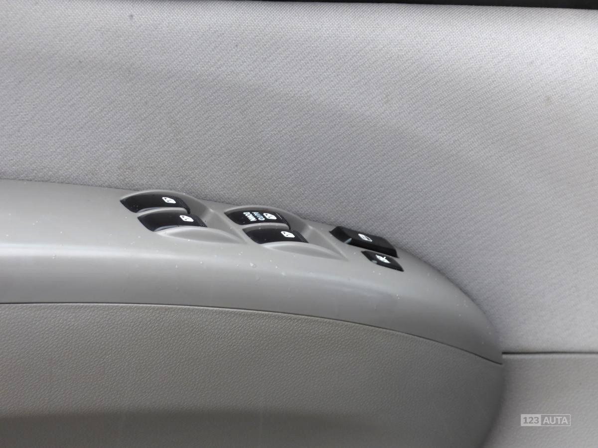 Kia Carnival, 2008 - pohled č. 18