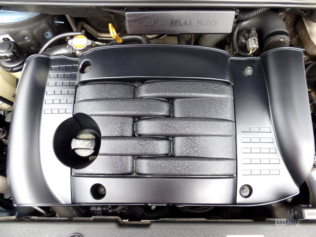 Kia Carnival, 2008 - pohled č. 9