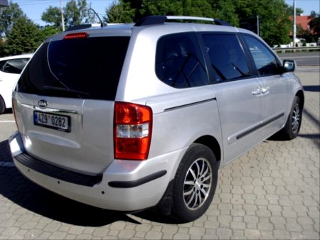 Kia Carnival, 2011 - pohled č. 2