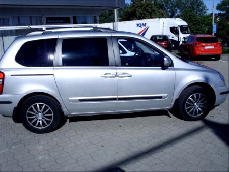 Kia Carnival, 2011 - pohled č. 3