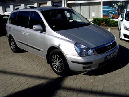 Kia Carnival, 2011 - pohled č. 4