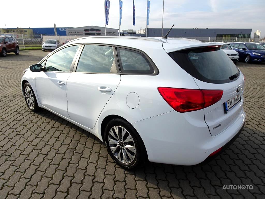 Škoda Superb III, 2020 - pohled č. 3