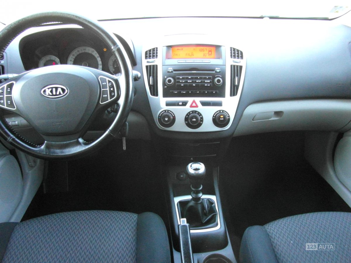 Kia Cee´d, 2008 - pohled č. 8