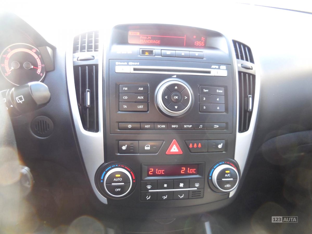 Kia Cee´d, 2011 - pohled č. 10