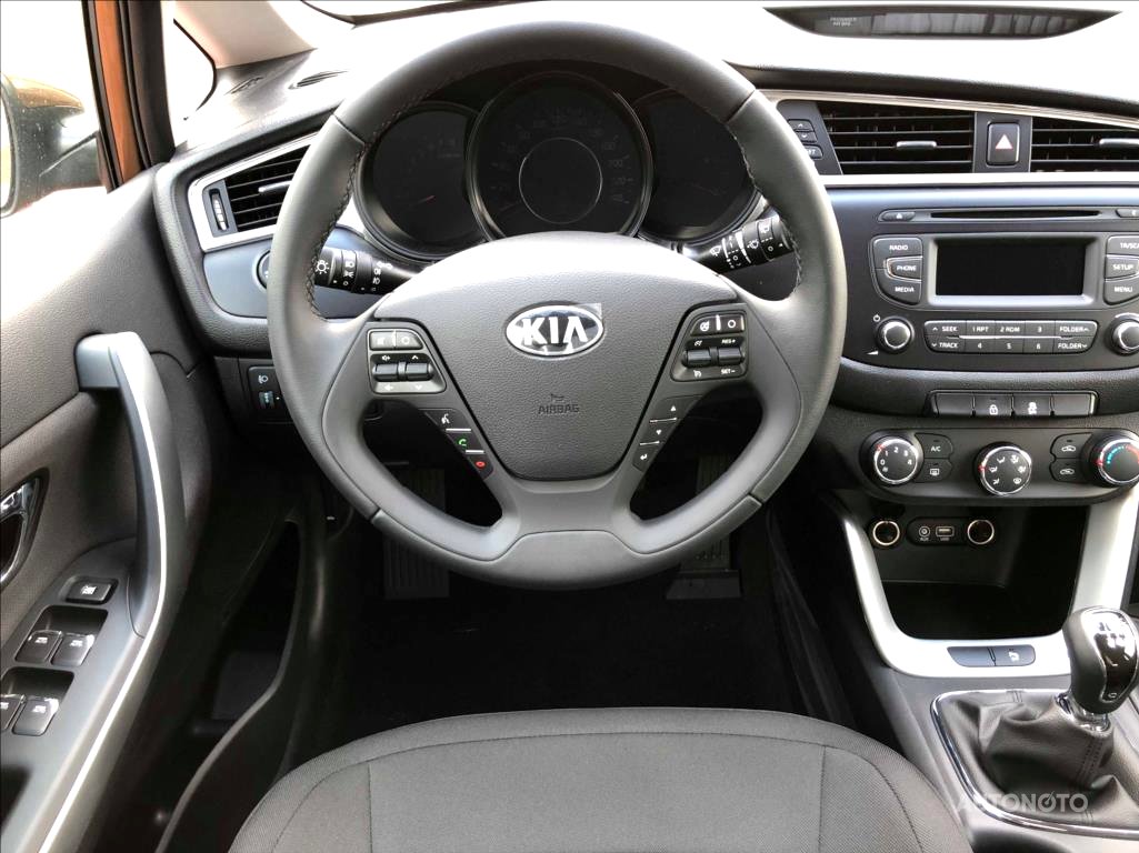 Kia Cee´d, 2018 - pohled č. 4