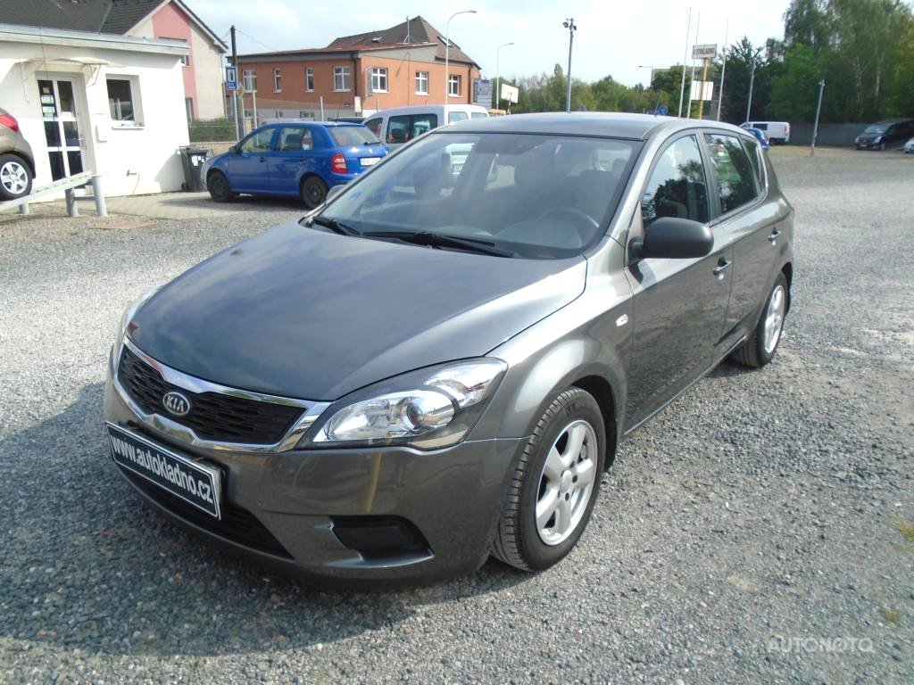 Kia Cee´d, 2010 - celkový pohled