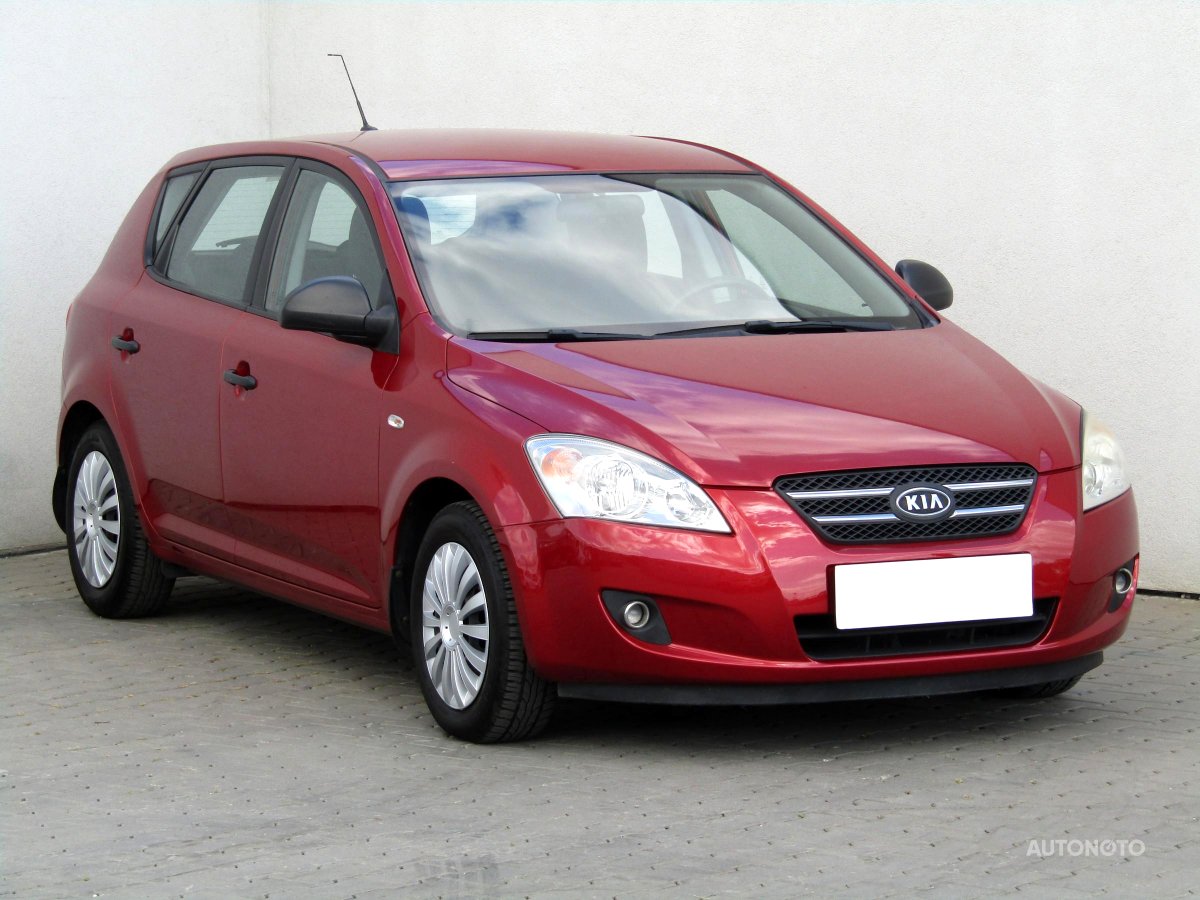 Kia Cee´d, 2007 - celkový pohled
