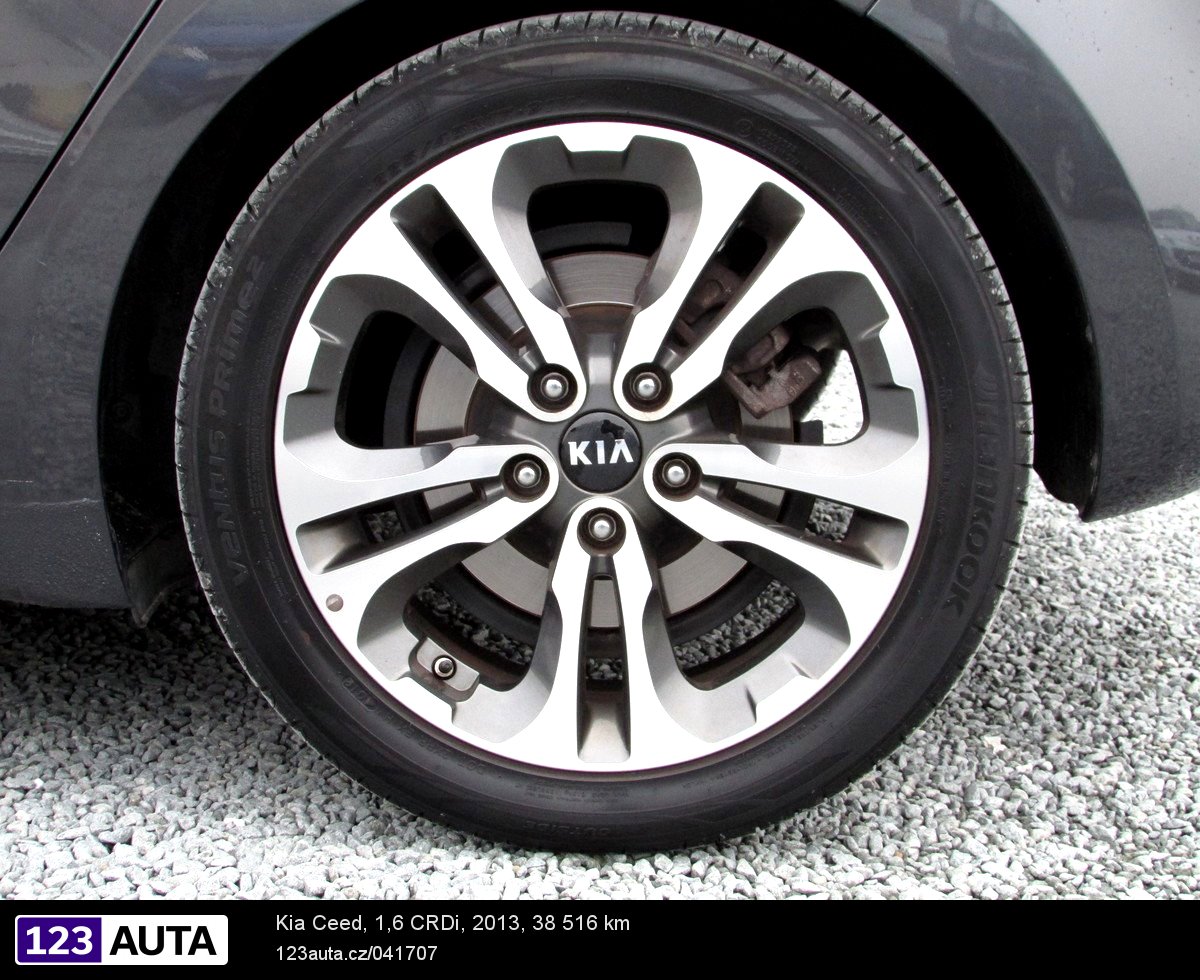 Kia Cee´d, 2013 - pohled č. 11