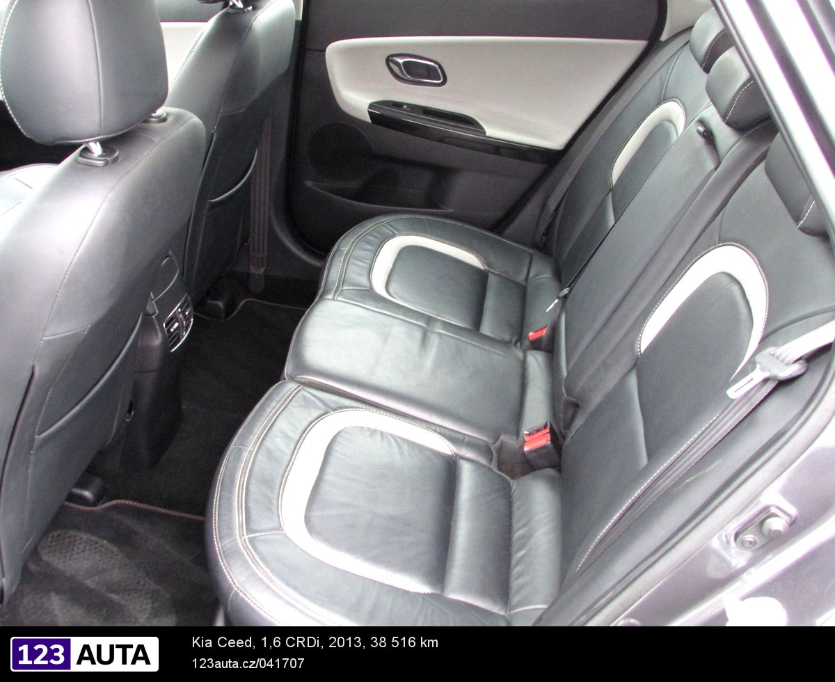 Kia Cee´d, 2013 - pohled č. 15