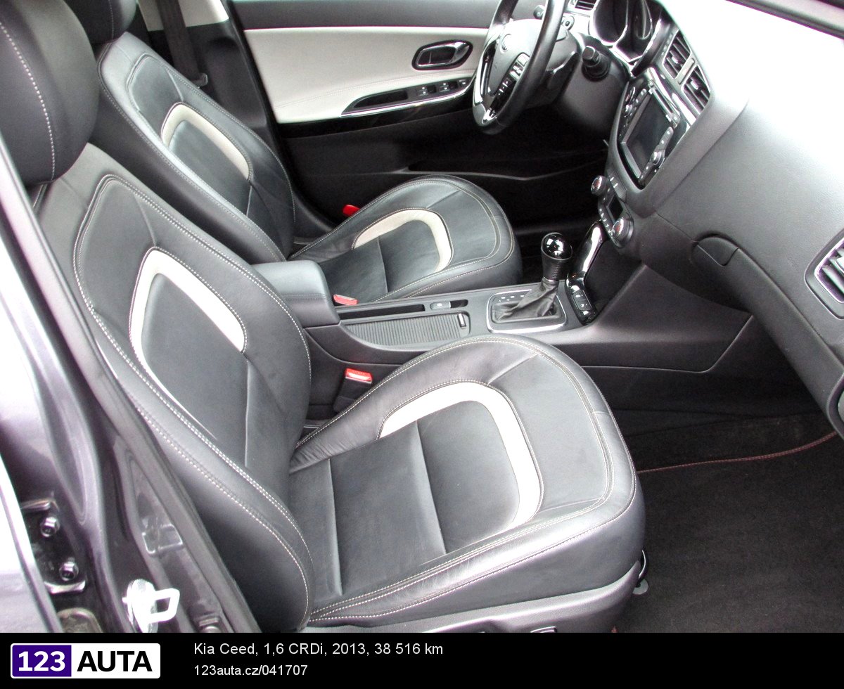Kia Cee´d, 2013 - pohled č. 16