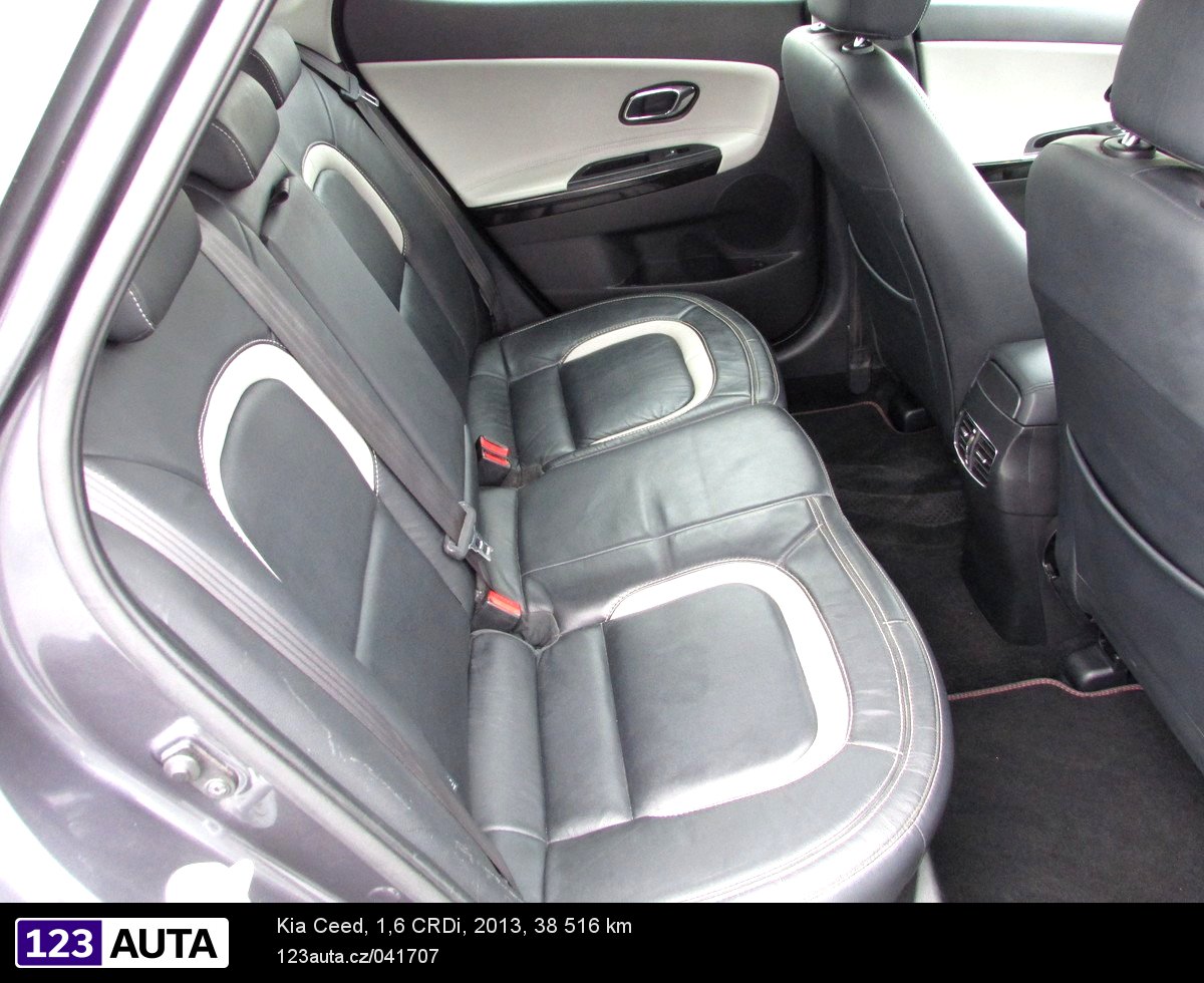 Kia Cee´d, 2013 - pohled č. 17