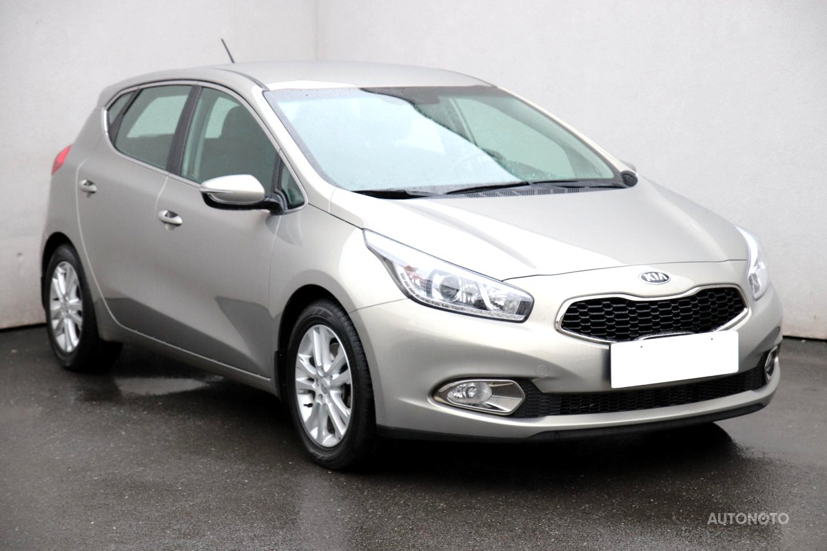 Kia Cee´d, 2012 - celkový pohled