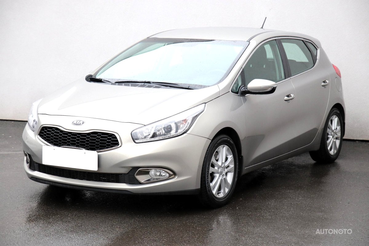 Kia Cee´d, 2012 - pohled č. 3
