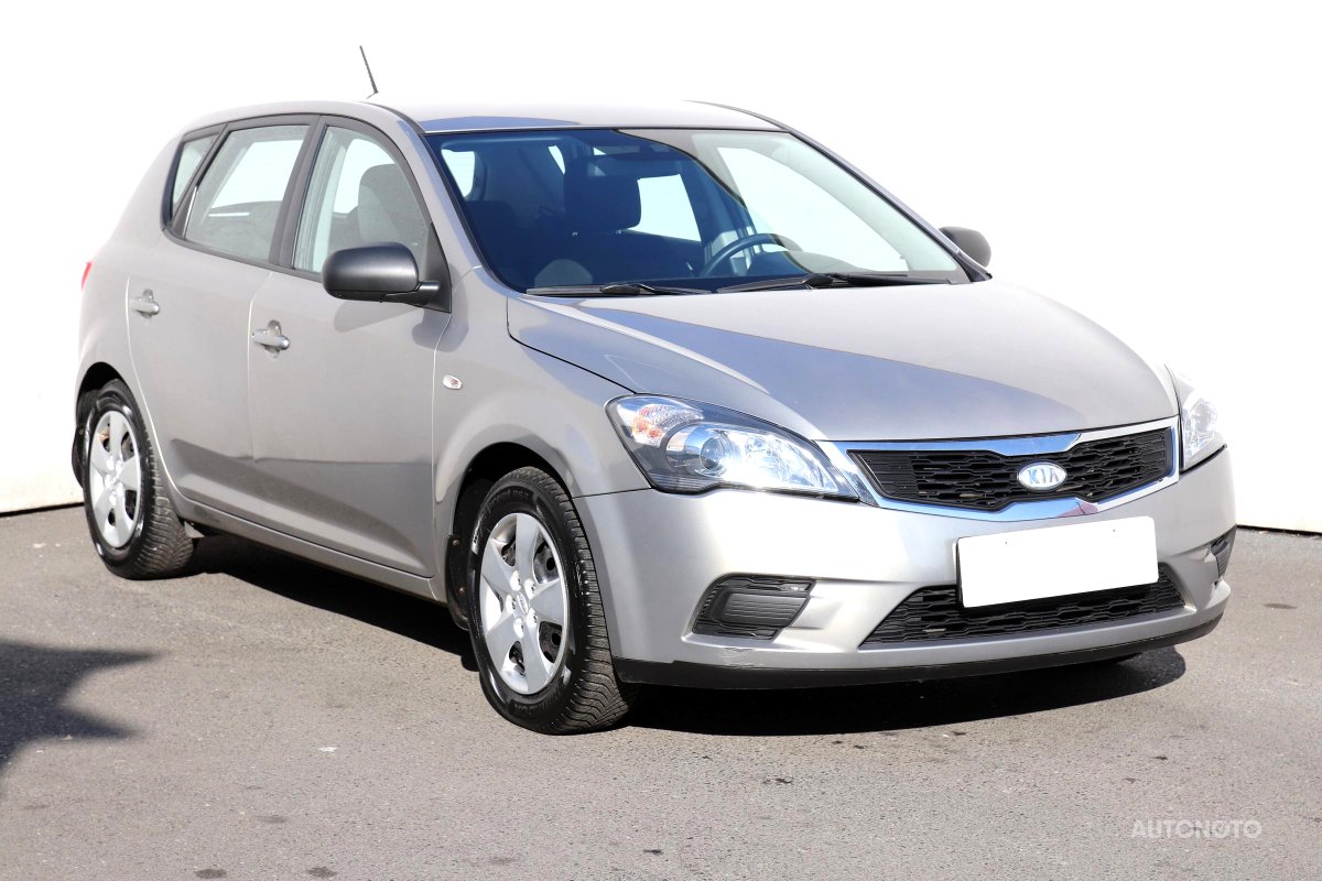 Kia Cee´d, 2010 - celkový pohled