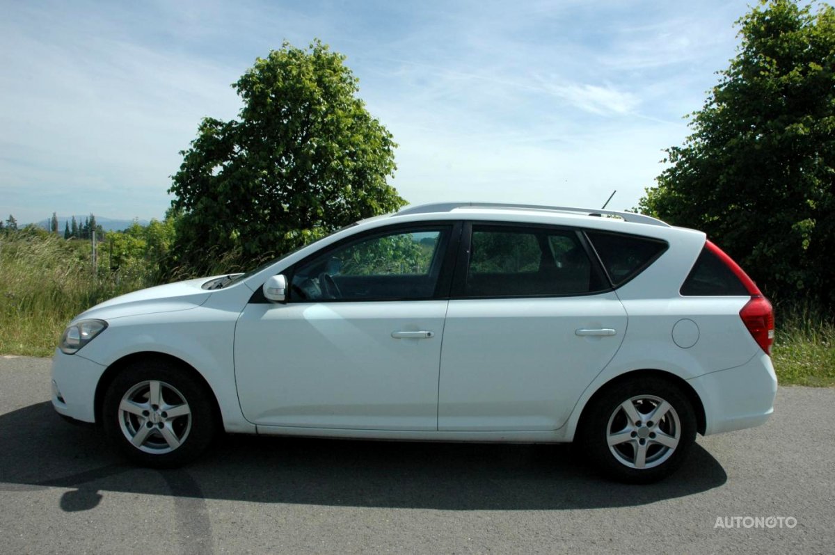 Kia Cee´d, 2010 - pohled č. 2
