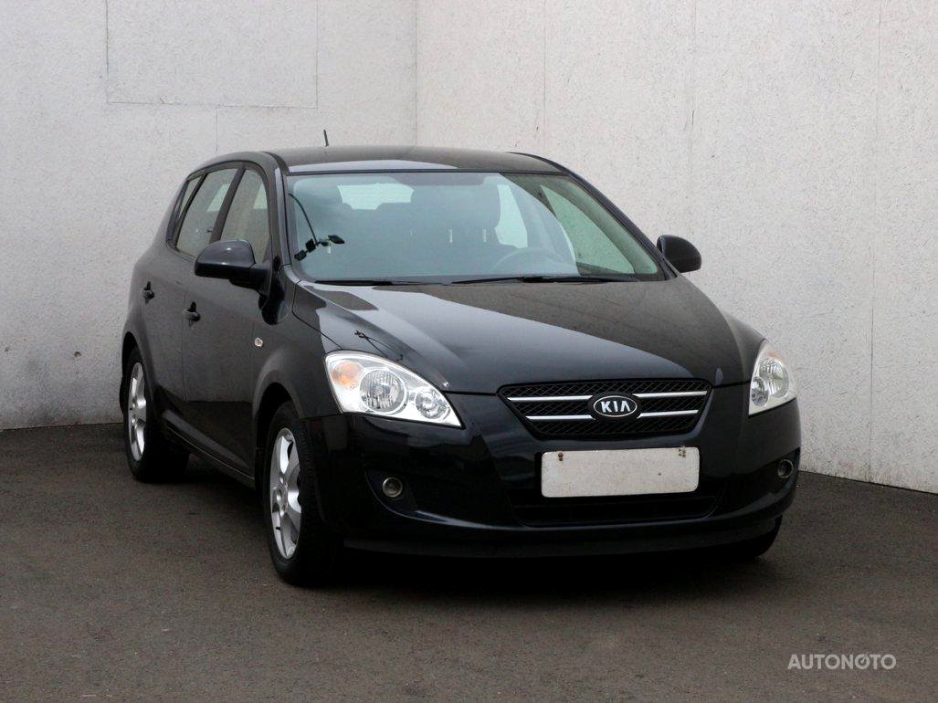 Kia Cee´d, 2009 - celkový pohled