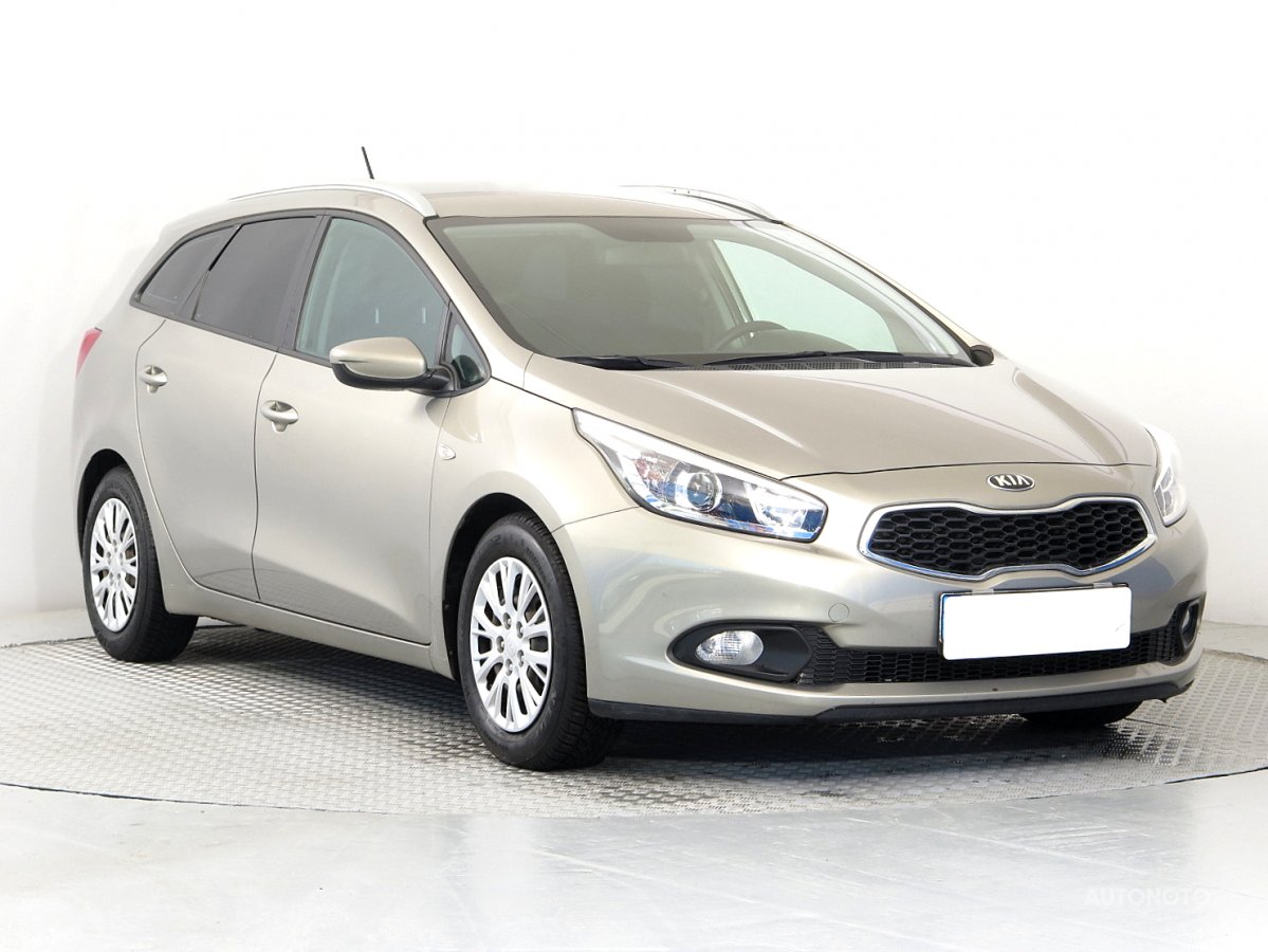 Kia Cee´d, 2013 - celkový pohled