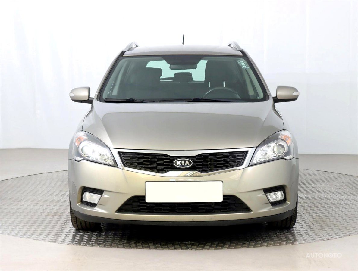 Kia Cee´d, 2011 - pohled č. 2