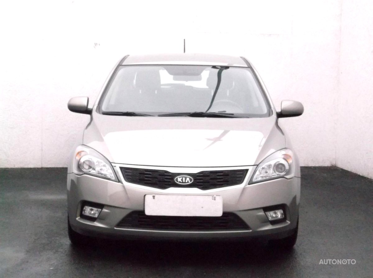 Kia Cee´d, 2012 - pohled č. 2