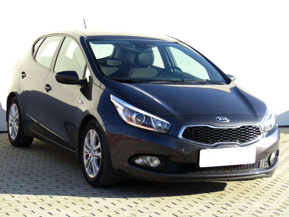 Kia Cee´d, 2013 - celkový pohled