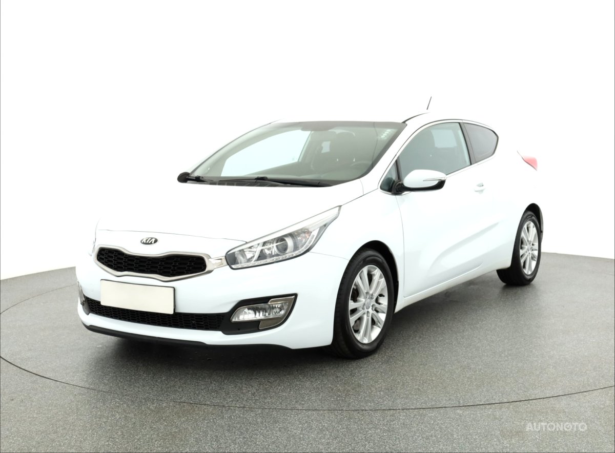 Kia Cee´d, 2013 - pohled č. 3