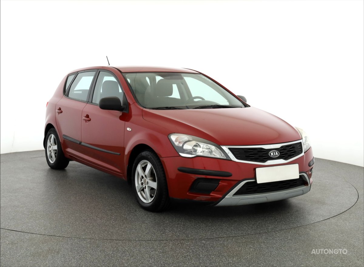 Kia Cee´d, 2011 - celkový pohled