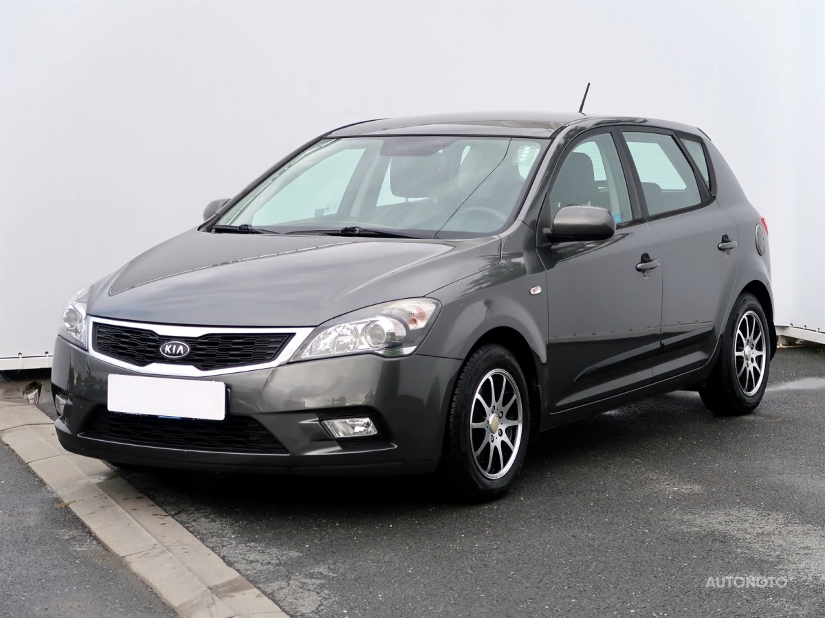 Kia Cee´d, 2010 - pohled č. 3