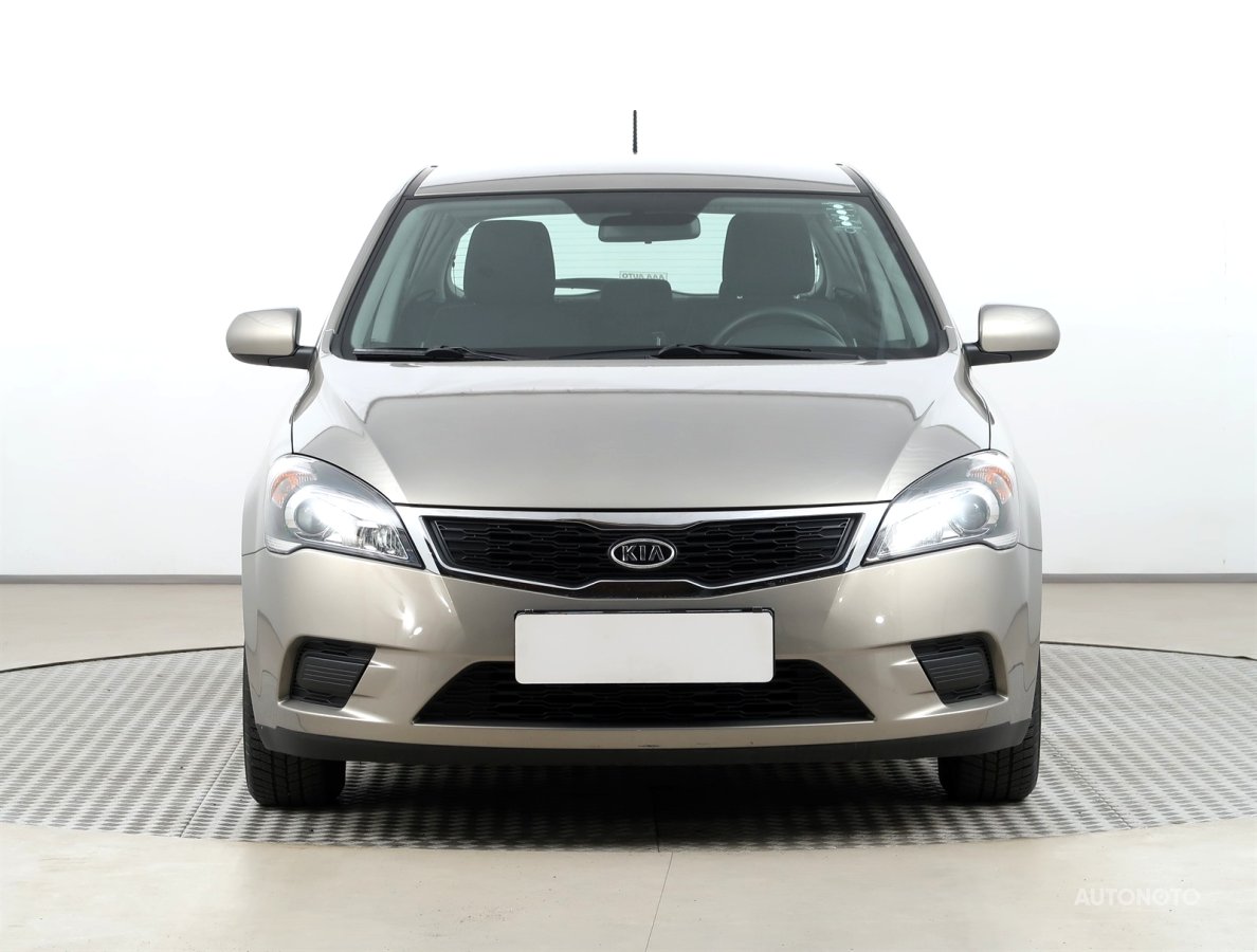 Kia Cee´d, 2010 - pohled č. 2