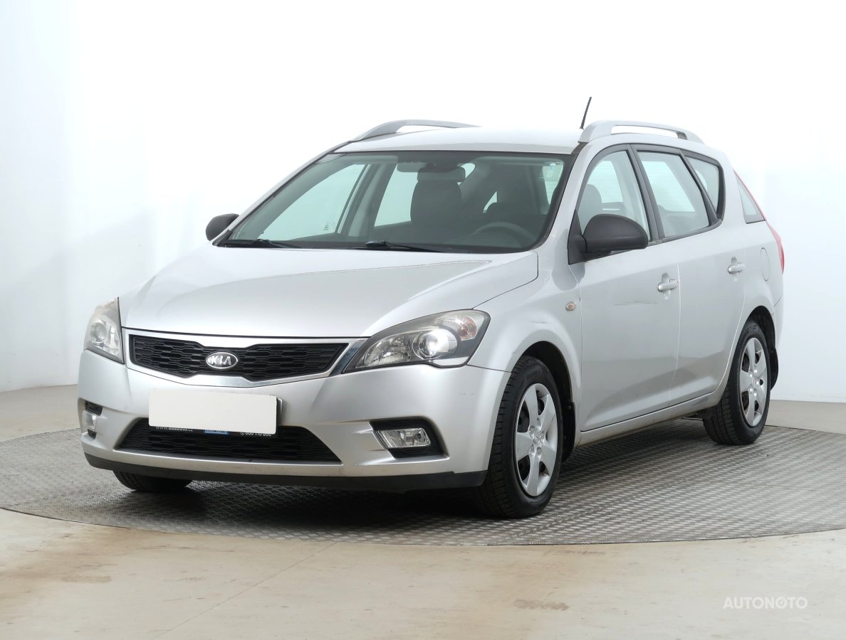 Kia Cee´d, 2011 - pohled č. 3