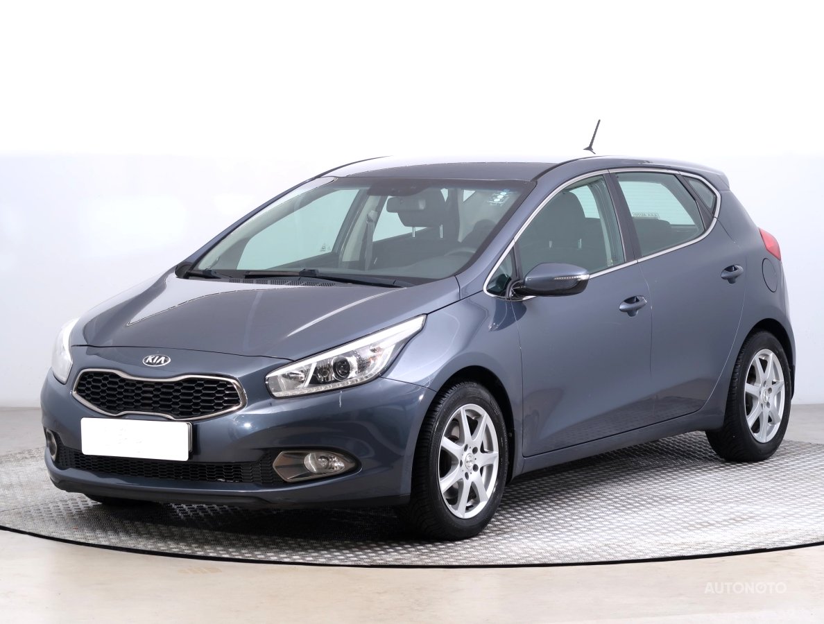 Kia Cee´d, 2012 - pohled č. 3