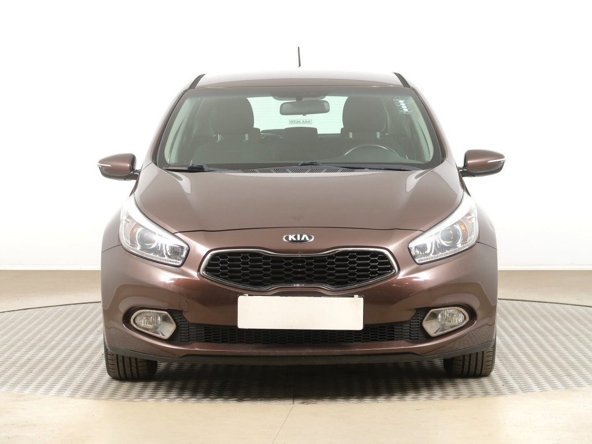 Kia Cee´d, 2012 - pohled č. 2