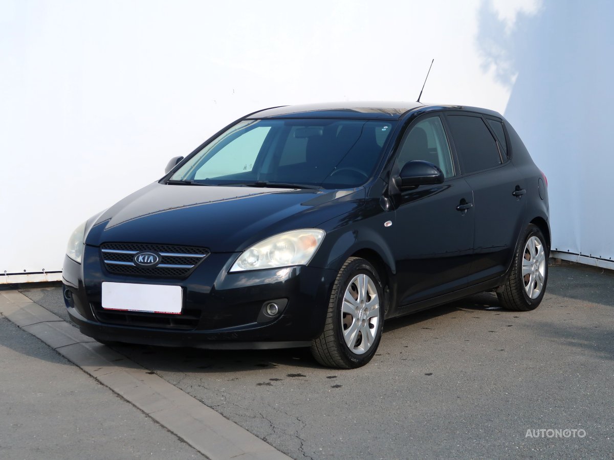 Kia Cee´d, 2007 - pohled č. 3