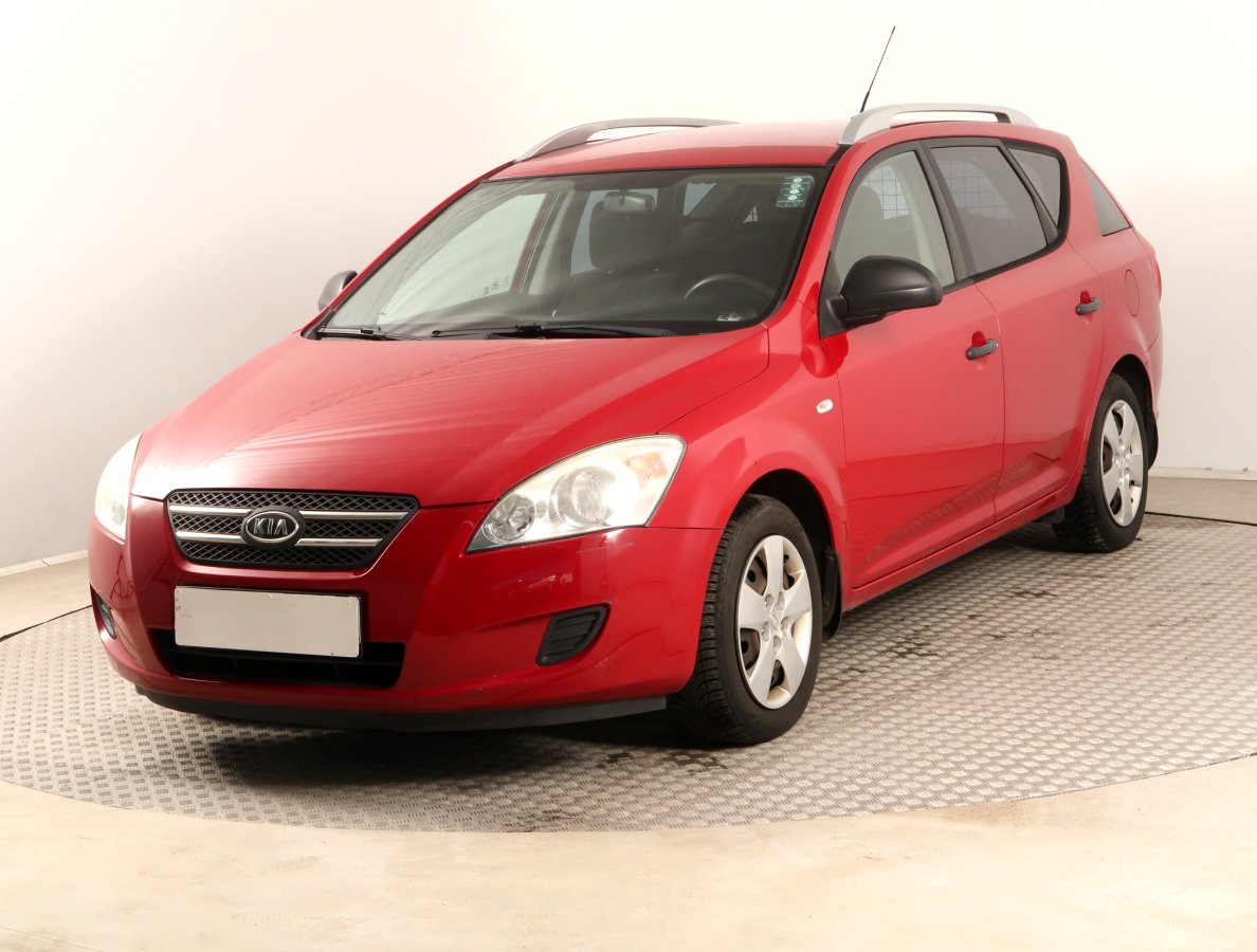 Kia Cee´d, 2009 - pohled č. 3