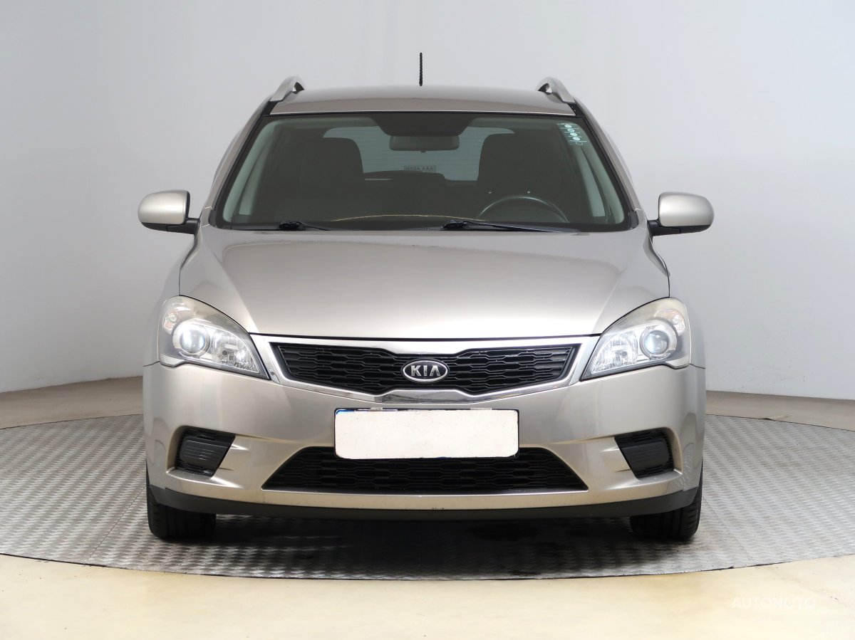 Kia Cee´d, 2010 - pohled č. 2