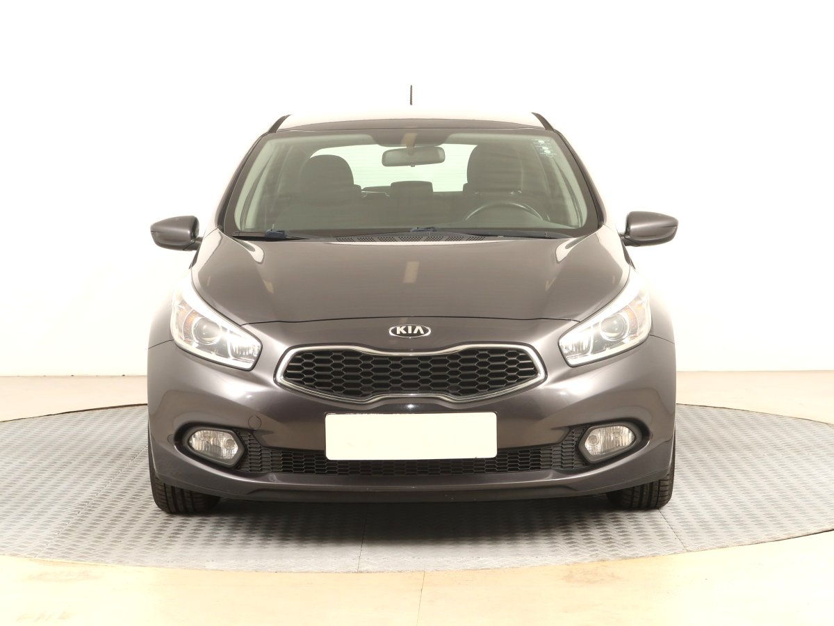Kia Cee´d, 2013 - pohled č. 2