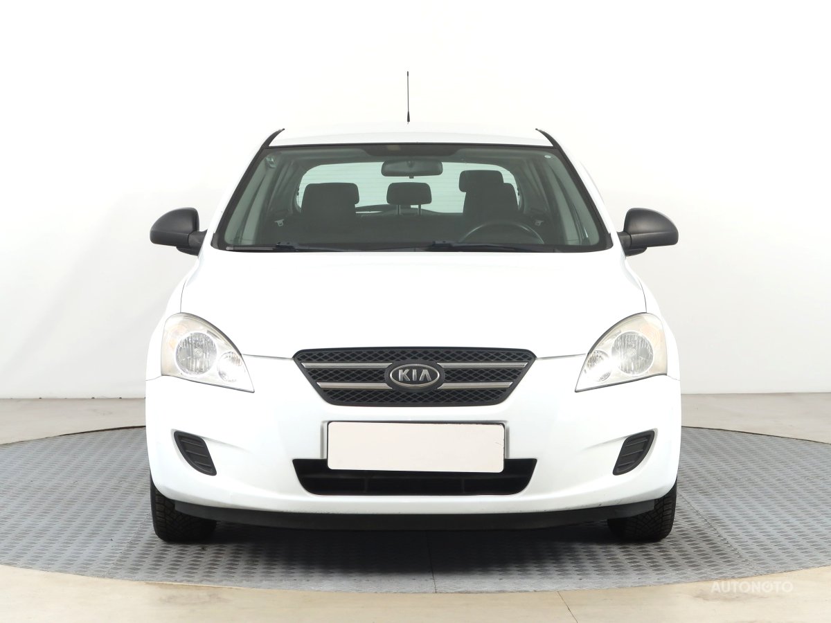 Kia Cee´d, 2008 - pohled č. 2