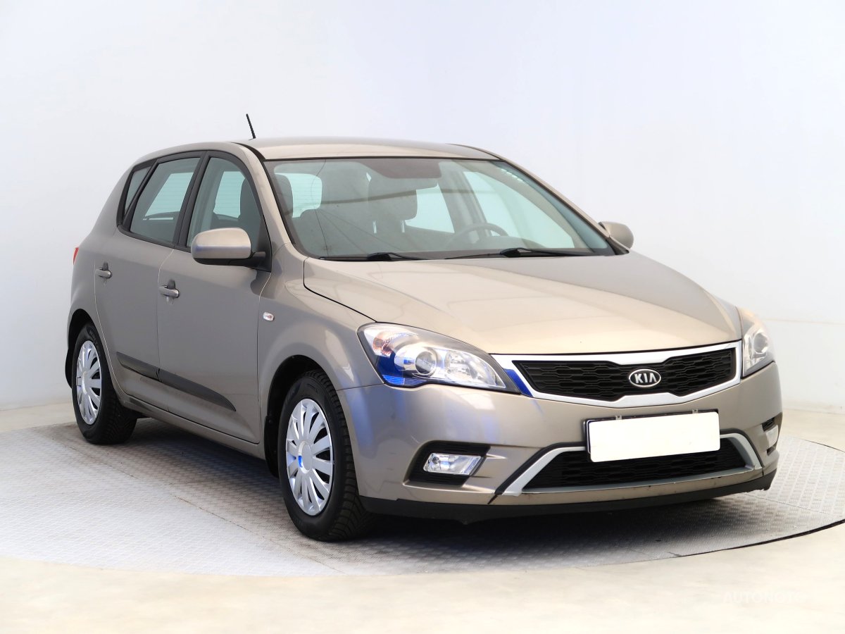 Kia Cee´d, 2011 - pohled č. 1
