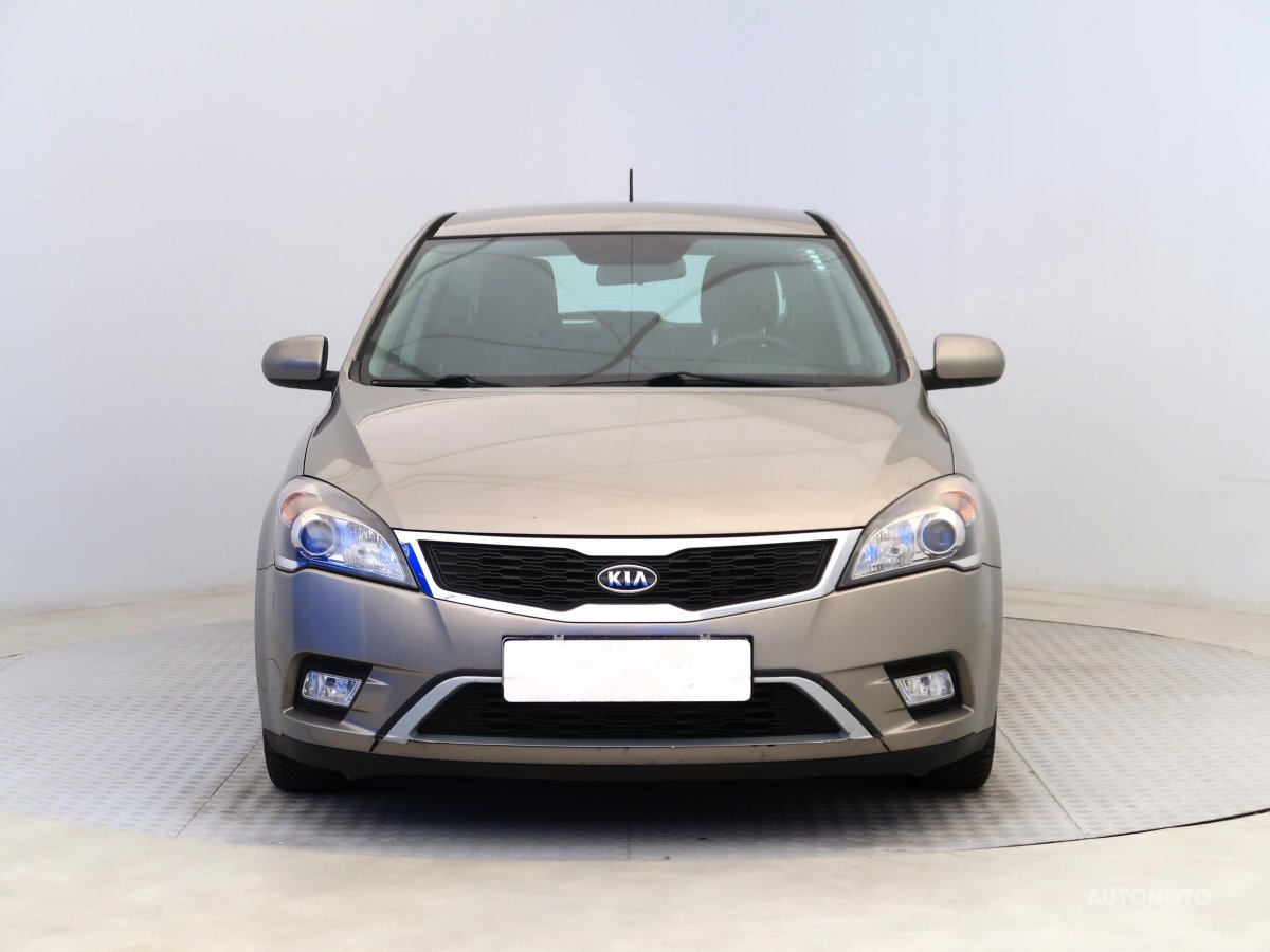Kia Cee´d, 2011 - pohled č. 2