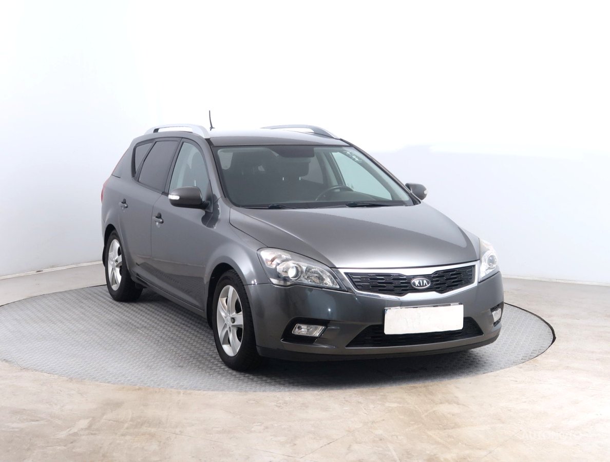 Kia Cee´d, 2010 - celkový pohled