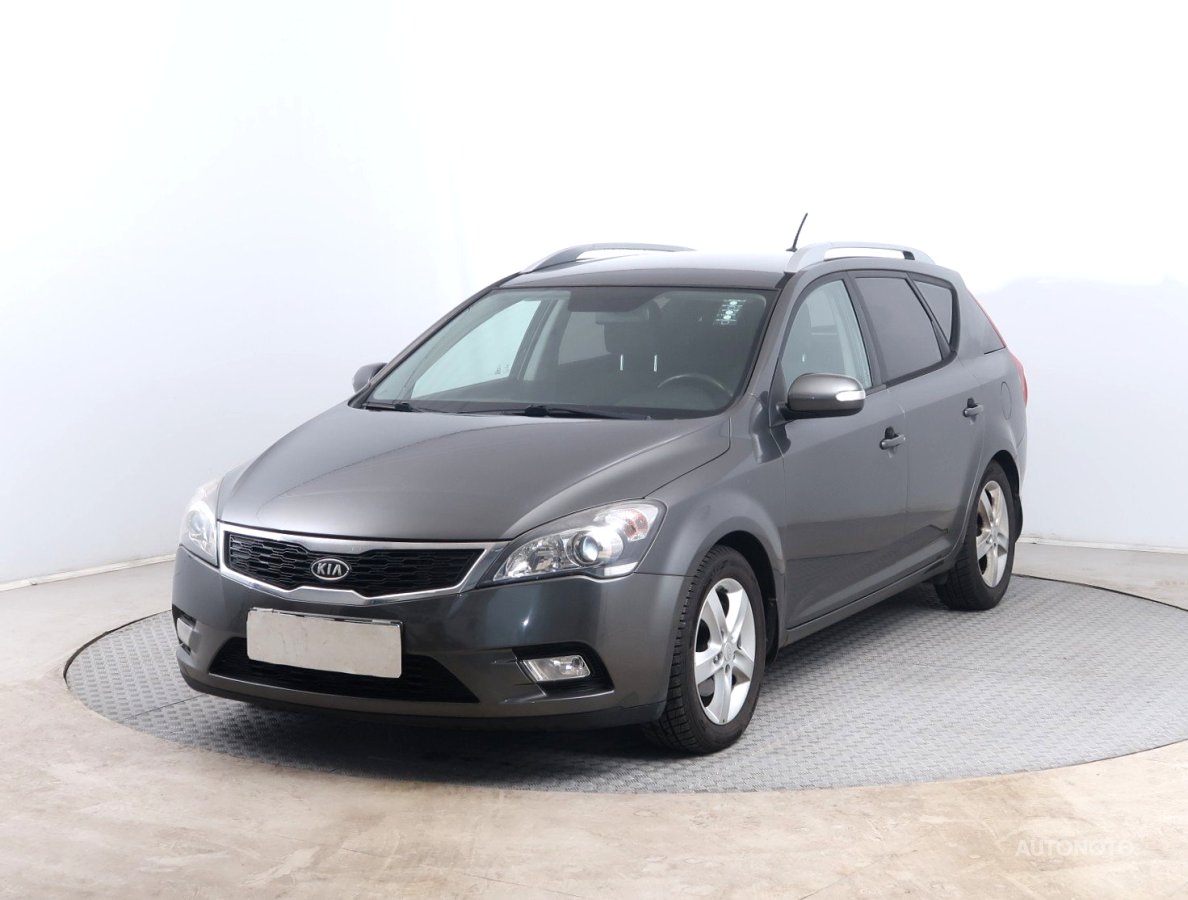 Kia Cee´d, 2010 - pohled č. 3