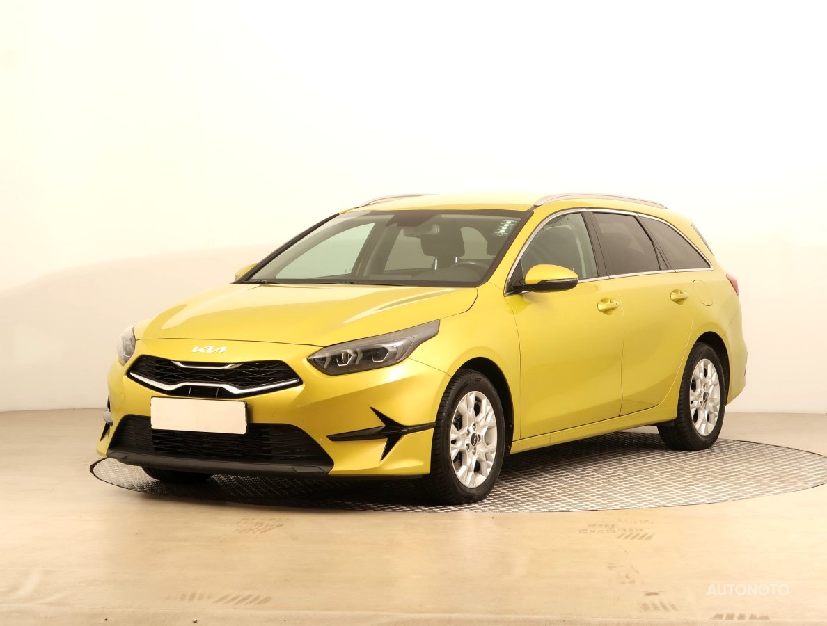 Kia Cee´d, 2022 - pohled č. 3